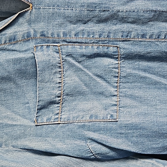 GRAND & Greene Women Denim Shirt - Picture 2 of 5